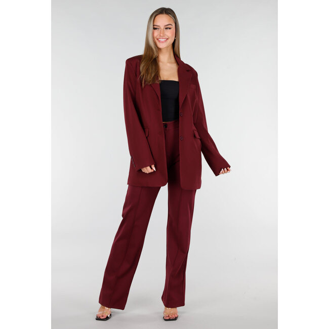 Burgunderfarbener Stretchblazer mit Schulterpolstern