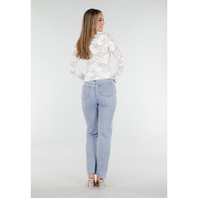 Weißes Stretch-Oberteil mit langen Ärmeln und Spitze