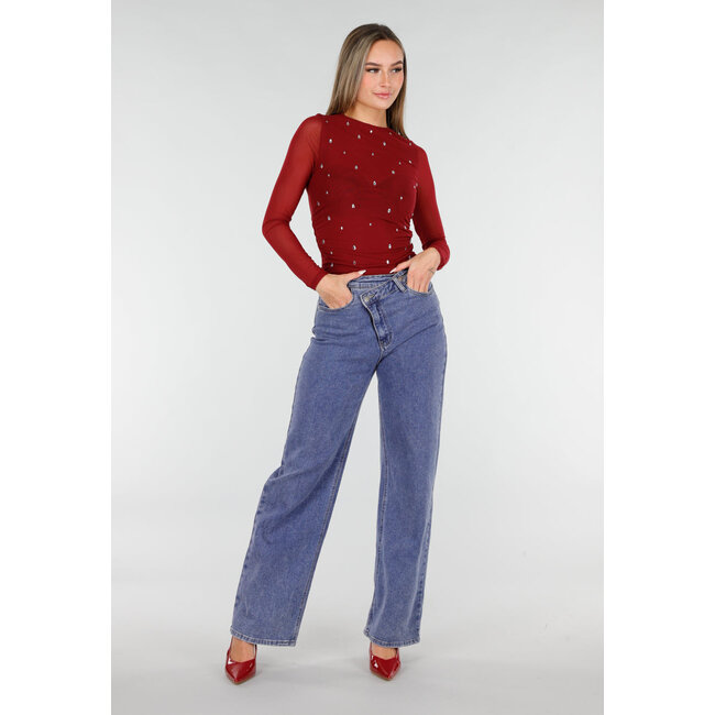 Bordeauxrotes Mesh-Oberteil mit Nieten