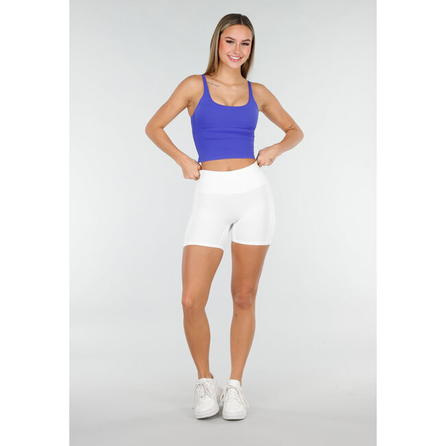 Blauer Top mit Spaghettiträgern und Polstern