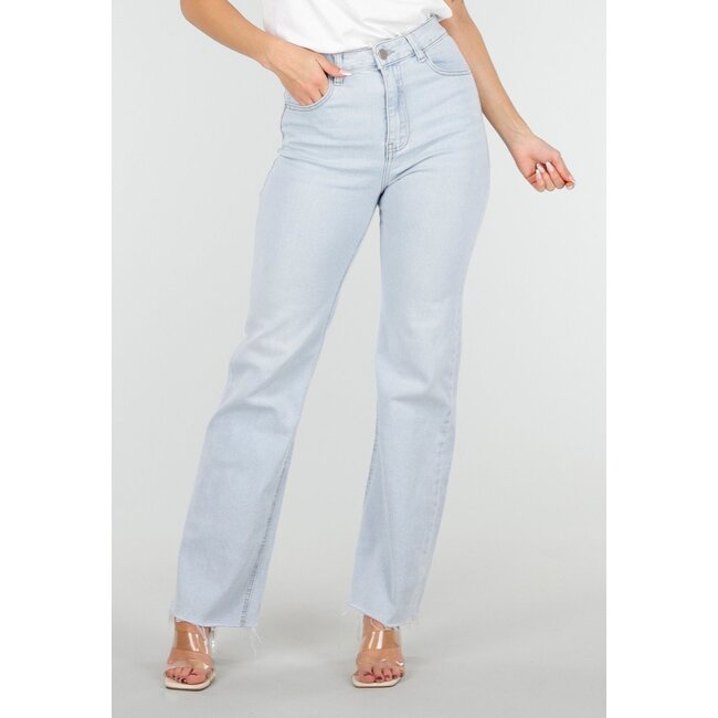 Hellblaue Straight Leg Jeans