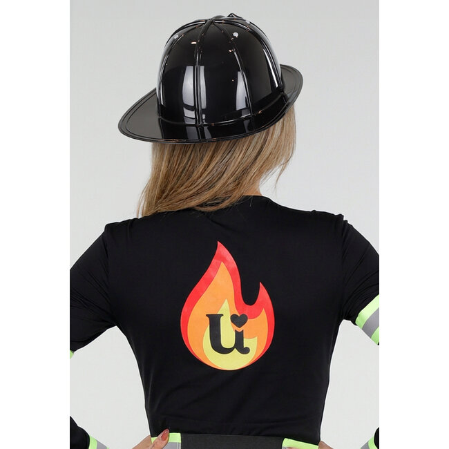 Schwarzer Feuerwehrhelm mit Emblem