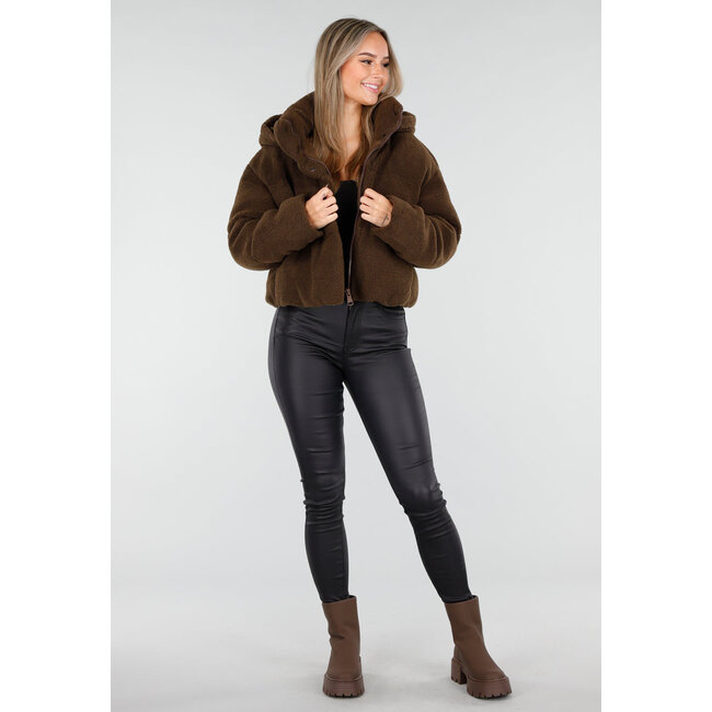 Braune Teddy-Daunenjacke mit hohem Kragen und Kapuze