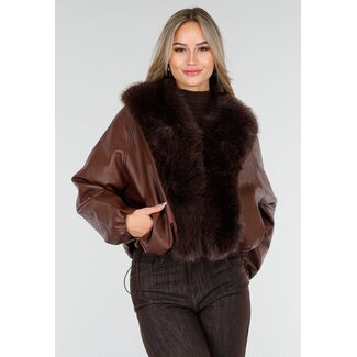 Braune Lederoptik-Jacke mit Pelzkragen