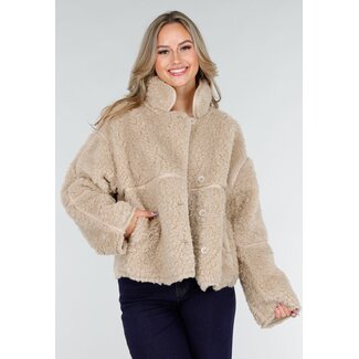 Beige Teddy Jacke