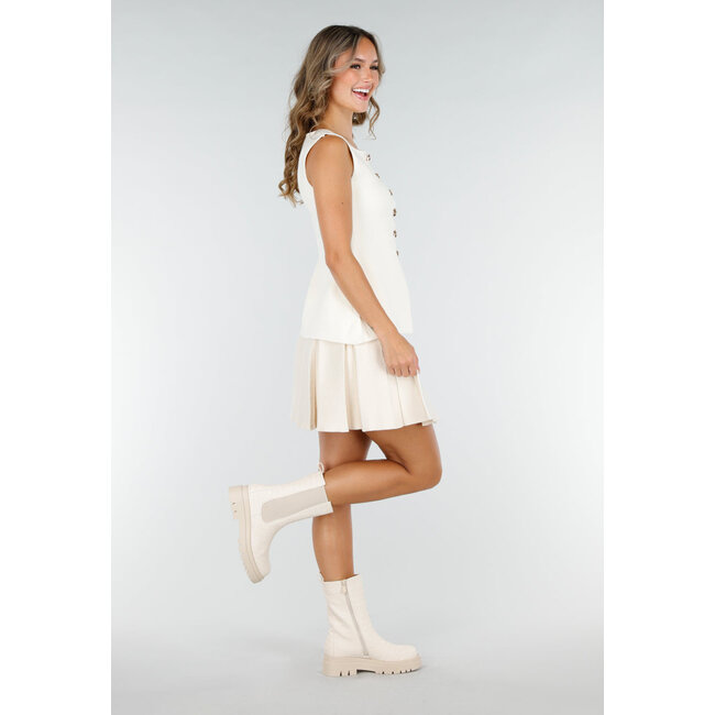 Beigefarbene Chelsea Boots mit gewebten Details und klobiger Sohle