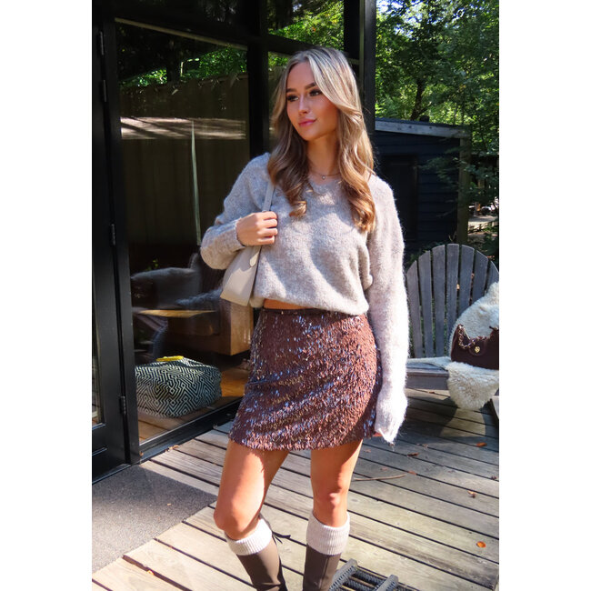 Beige Melange Pullover mit V-Ausschnitt und weicher, flauschiger Struktur