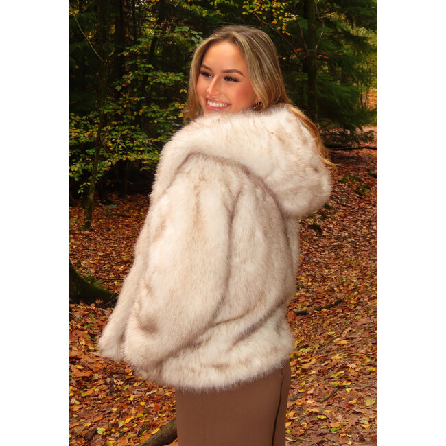 Beige Kunstfelljacke mit Kapuze