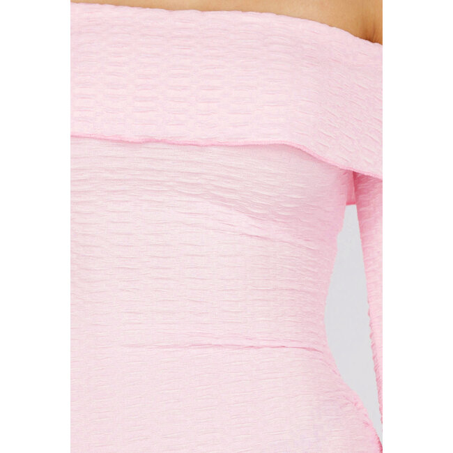 Hellrosa kurzes, schulterfreies, figurbetontes Kleid mit Stretchanteil