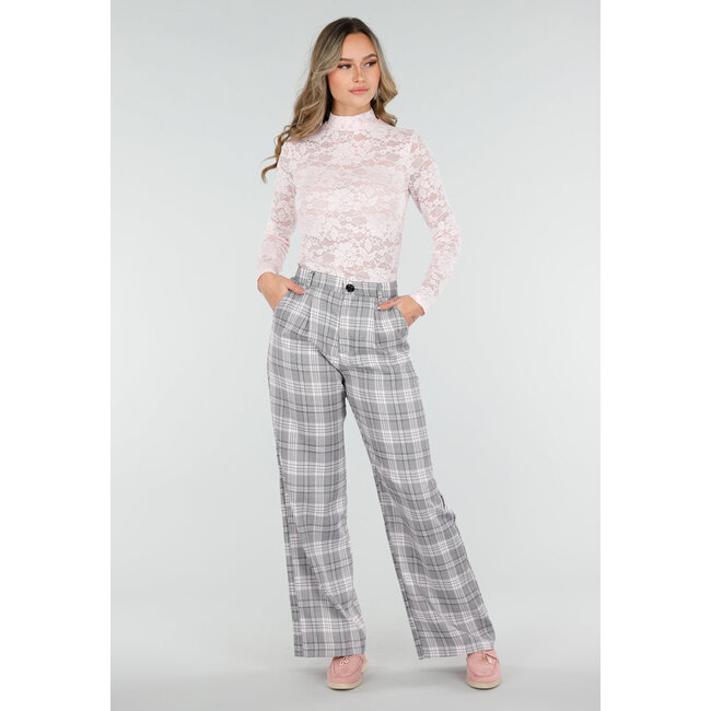 Grau-rosa karierte Hose mit geradem Bein
