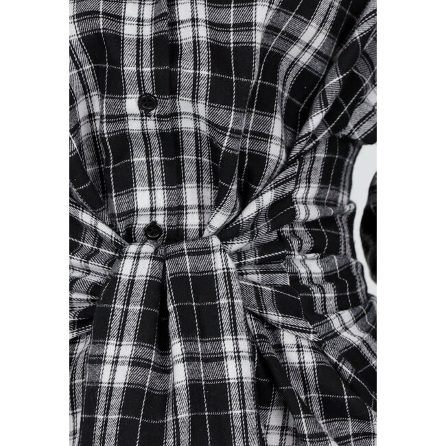 Schwarz-weiß kariertes Blusenkleid mit Schleifenärmeln