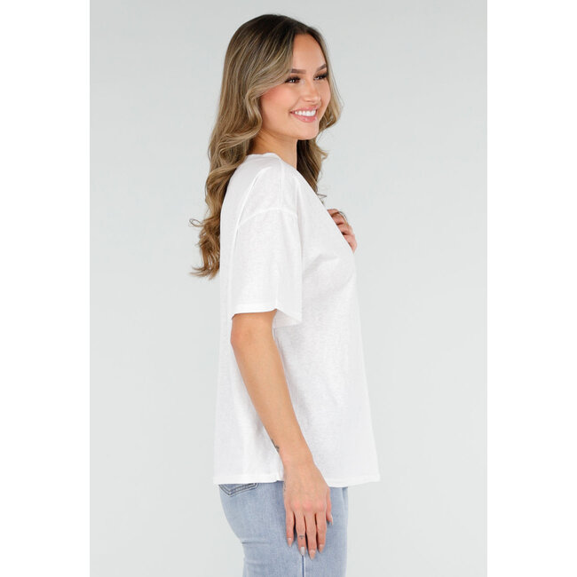 Weißes Basic-T-Shirt mit V-Ausschnitt