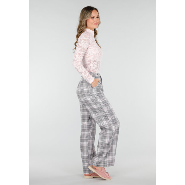 Pinkfarbenes Spitzenoberteil mit langen Ärmeln und Stretchanteil