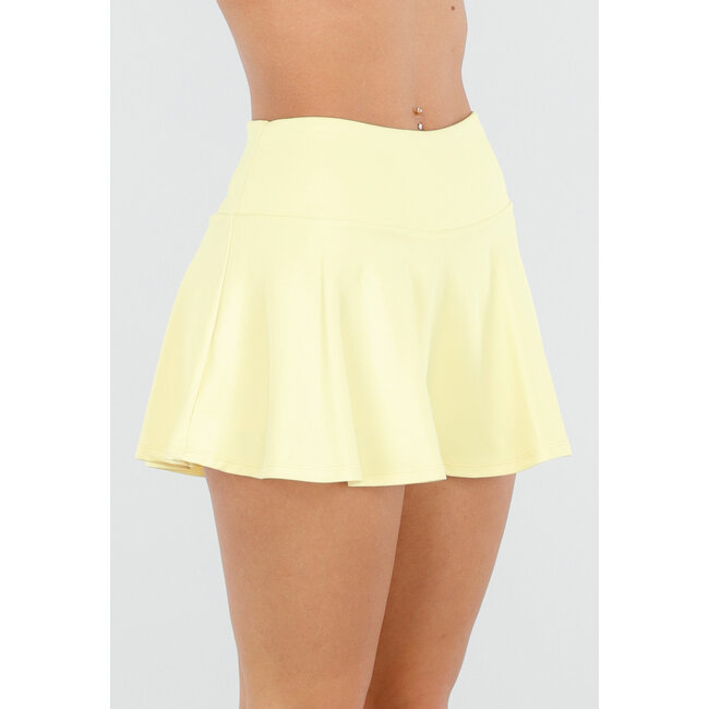 Gelber Stretch-Skort mit Innenhose und Taschen