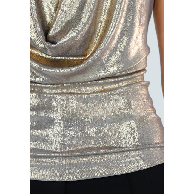 Goldenes Neckholder-Top mit Wasserfallausschnitt