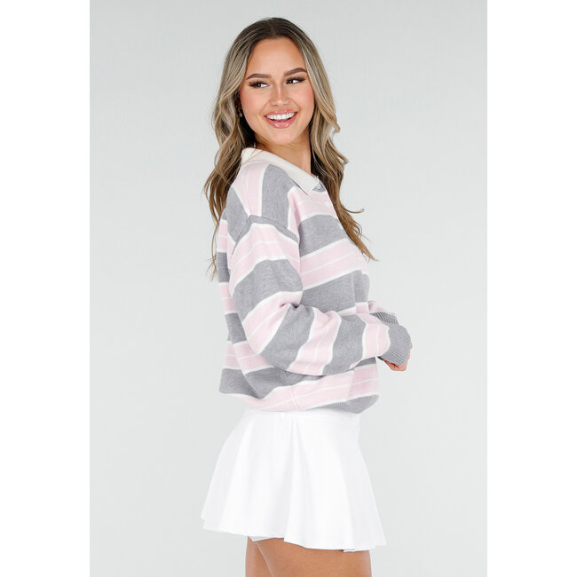 Grau-rosa gestreifter Pullover mit Kragen