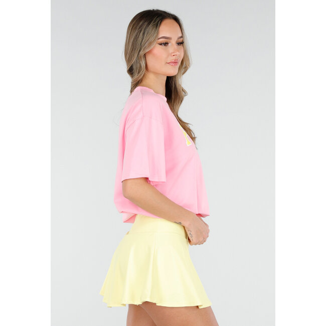 Rosa T-Shirt mit gelbem Paris-Aufdruck