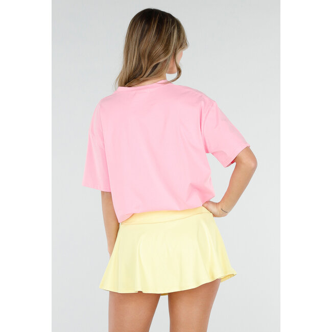 Rosa T-Shirt mit gelbem Paris-Aufdruck