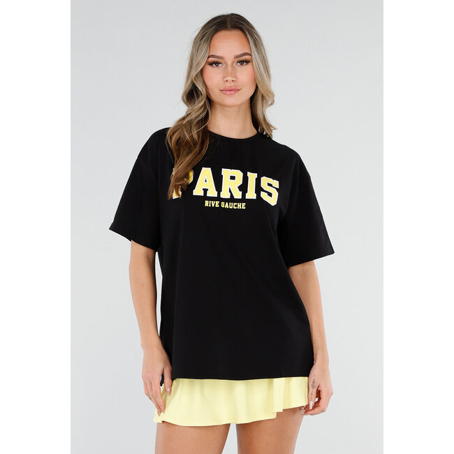 Schwarzes T-Shirt mit gelbem Paris-Aufdruck