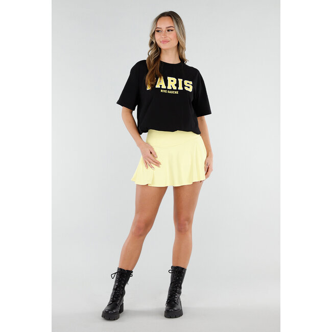Schwarzes T-Shirt mit gelbem Paris-Aufdruck
