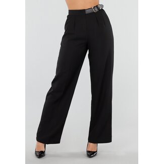 Schwarze Hose mit festem Gürtel