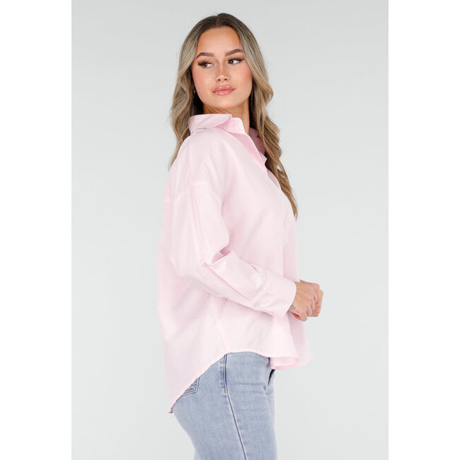 Hellrosa Baumwollbluse mit Knopfverschluss