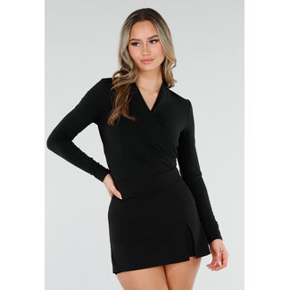 Schwarzer Wickeloberteil mit langen Ärmeln