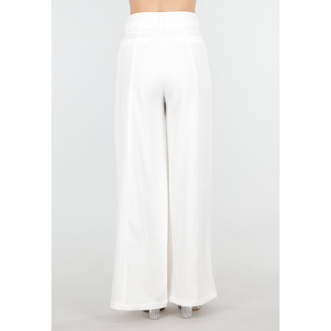 Weiße Hose mit hoher Taille und weitem Bein