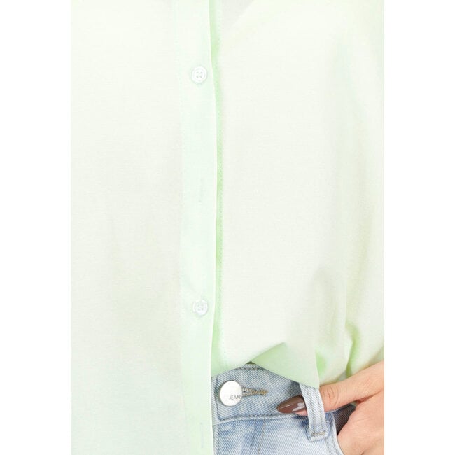 Mintgrüne Bluse mit Knopfverschluss