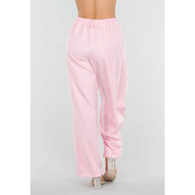 Rosa Barrel-Hose mit Falten