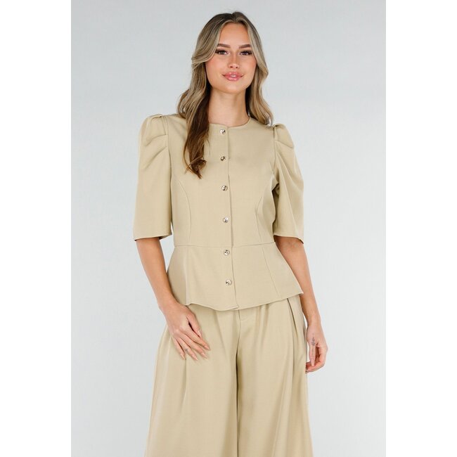 Beige Top mit Puffärmeln und Knöpfen