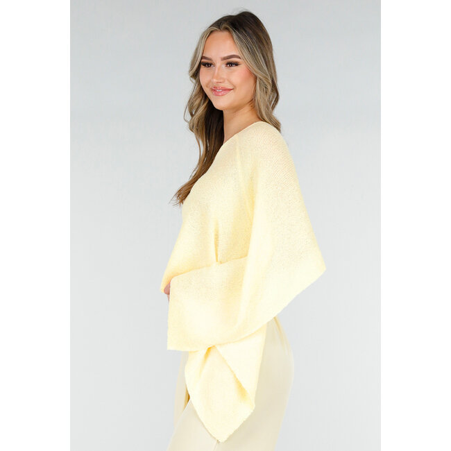 Pastellgelbes One-Shoulder-Top mit weiten Ärmeln