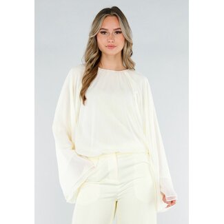 Buttergelbe Bluse mit weiten Ärmeln