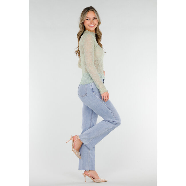 Mintgrünes Spitzenoberteil mit langen Ärmeln und Stretchanteil