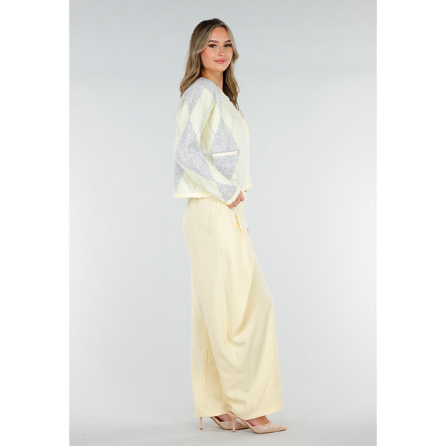 Buttergelbe Weste mit Karomuster und Perlmuttknöpfen