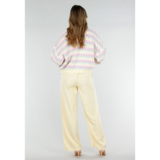 Gestreifter Pastell-Strickcardigan