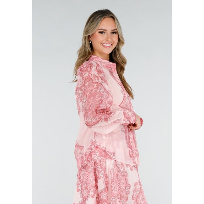 Rosa Bluse mit Paisley-Print und Knöpfen
