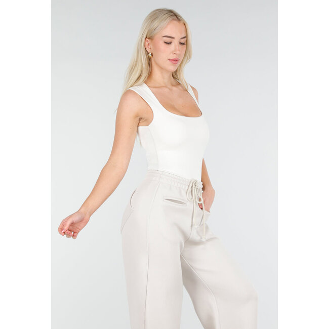 Off-White Body mit quadratischem Ausschnitt und Stretch