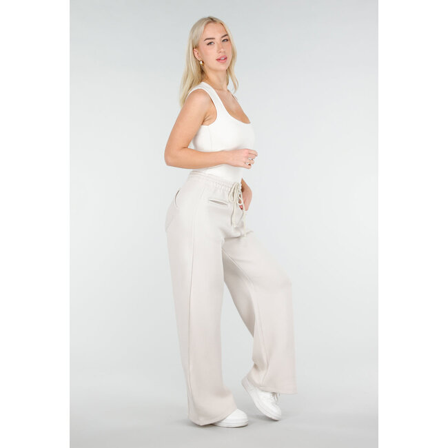 Off-White Body mit quadratischem Ausschnitt und Stretch