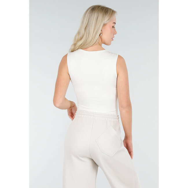 Beigefarbener Body mit quadratischem Ausschnitt und Stretch