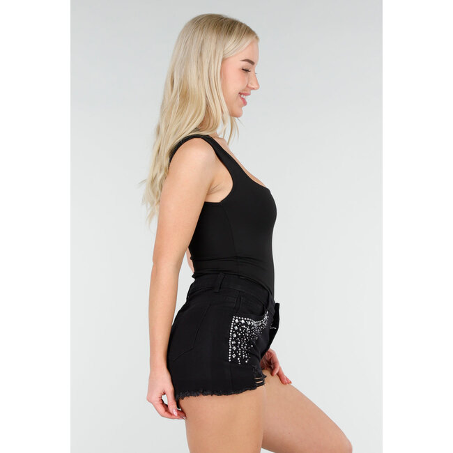 Schwarzer Body mit quadratischem Ausschnitt und breiten Trägern