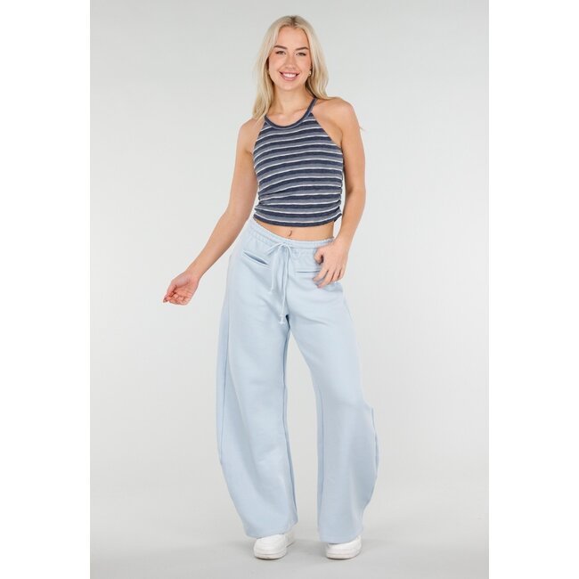 Blau gestreifter, kurzer Neckholder-Top mit Polstern und Stretch