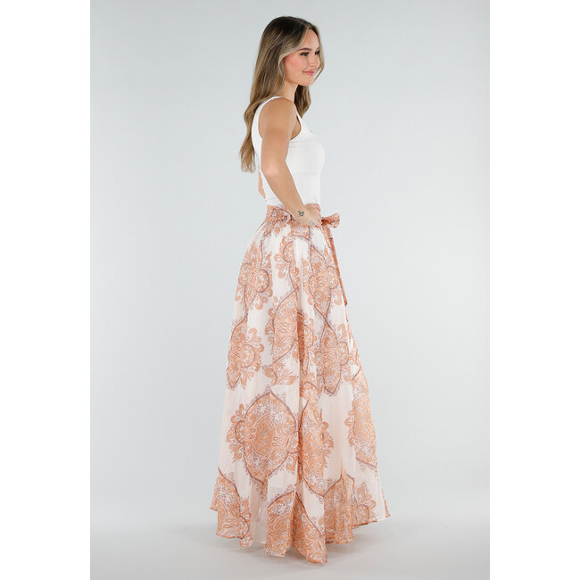 Orangefarbener Maxirock mit Paisley-Print und Schleifengürtel