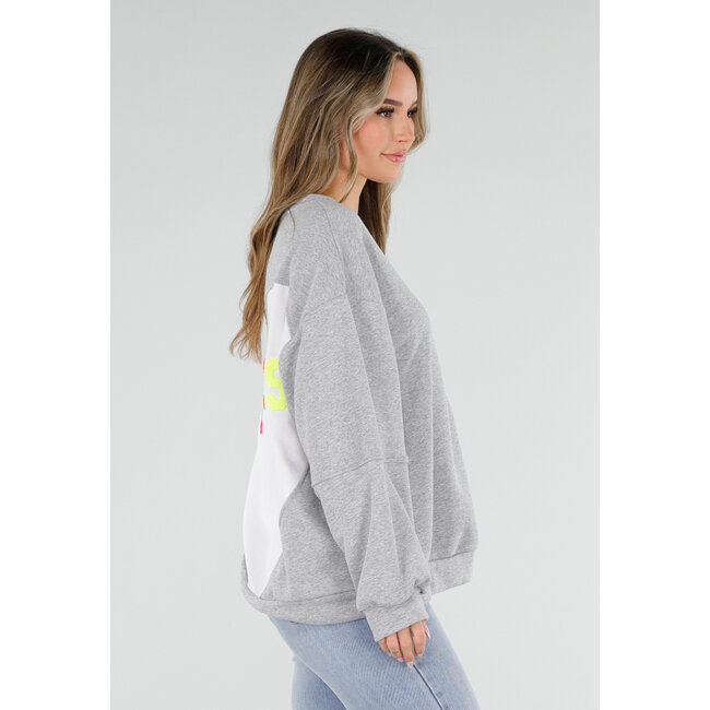 Grauer Oversized-Pullover mit Good Vibes-Aufdruck