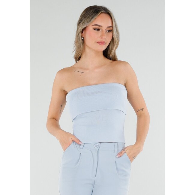 Hellblaues Bandeau-Ripptop mit Stretchanteil