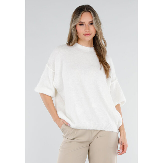 Weißer Pullover aus Wollmischung mit halblangen Ärmeln