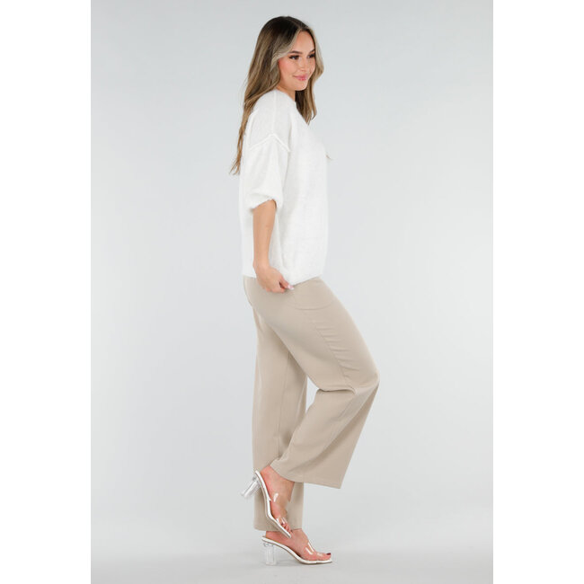 Weißer Pullover aus Wollmischung mit halblangen Ärmeln