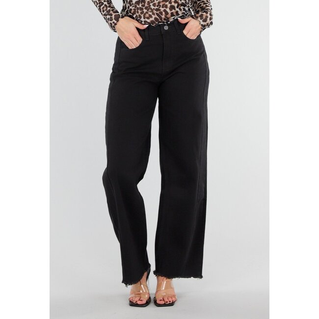 Schwarze Jeans mit geradem Bein