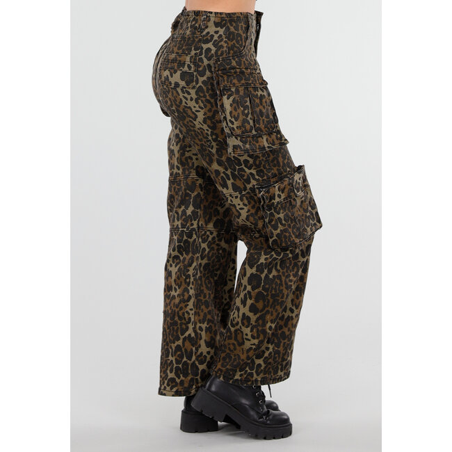 Leopard Print Denim Cargo Hose mit Stretch und Taschen