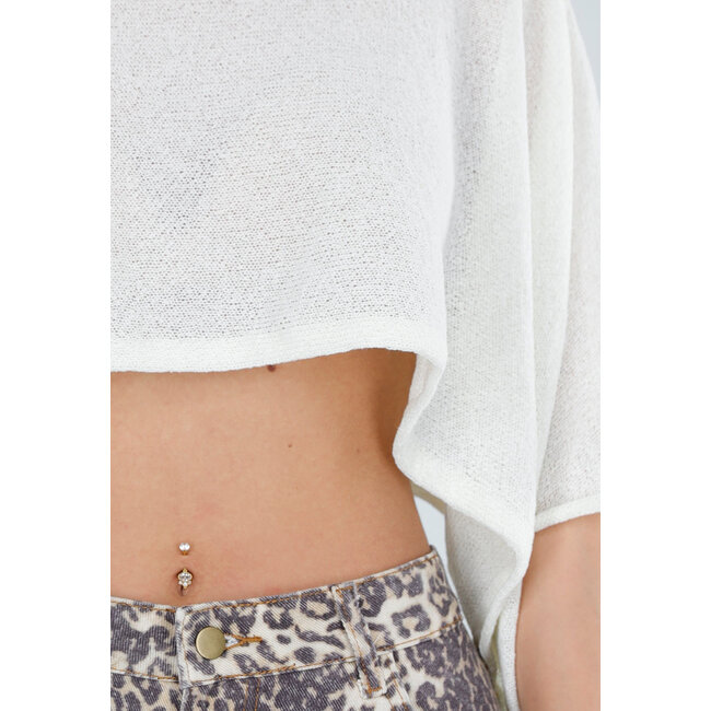 Crèmefarbenes, kurz geschnittenes Oberteil mit Fledermausärmeln